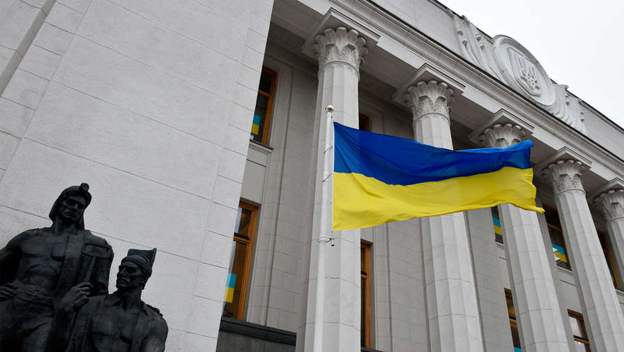 На Украине предложили вернуть журналистов на заседания Рады